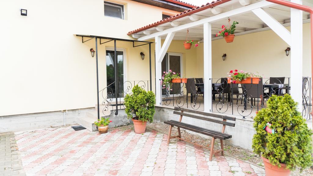 Pensiunea Bella Arad Exteriér fotografie