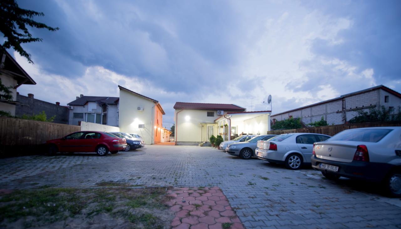 Pensiunea Bella Arad Exteriér fotografie